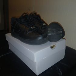 Black Air Force1 Used 2 Times Box And Shoe Protecters