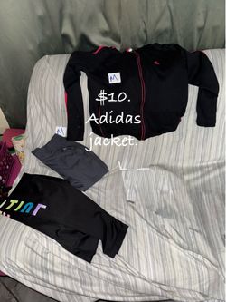 Women’s active wear