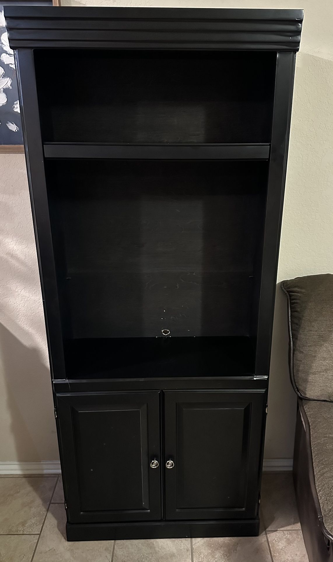 Black Shelf