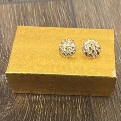 Gold Nuggets 