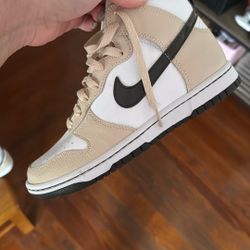  Nike Dunk High Top 