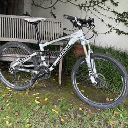 Trek Fuel Ex Dual Suspension Mountain Bike With Extras 