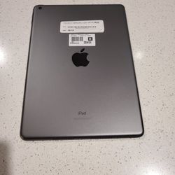 Wifi Only Apple iPad 7th Generation 128GB Space Grey Like New Condition 