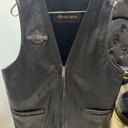 Harley Davidson Leather Vest NEW size M