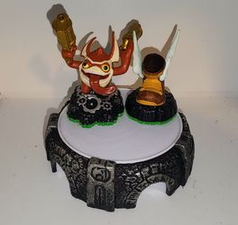 wireless Skylanders Portal of Power with Trigger Happy and winged boot game figures