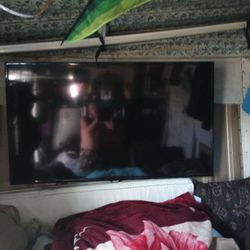 samsung  75 in screan T V 