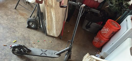 Electric scooter