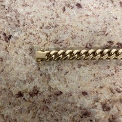 10k Cuban Bracelet 