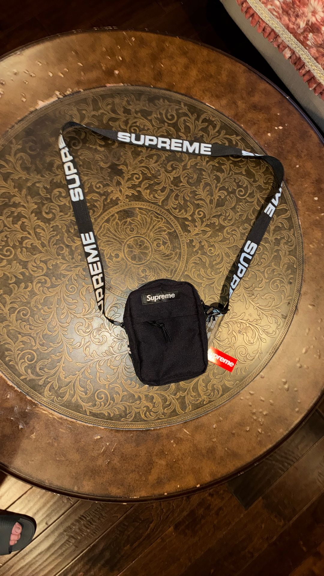 π₯ Supreme Crossbody Bag (Unisex) π₯