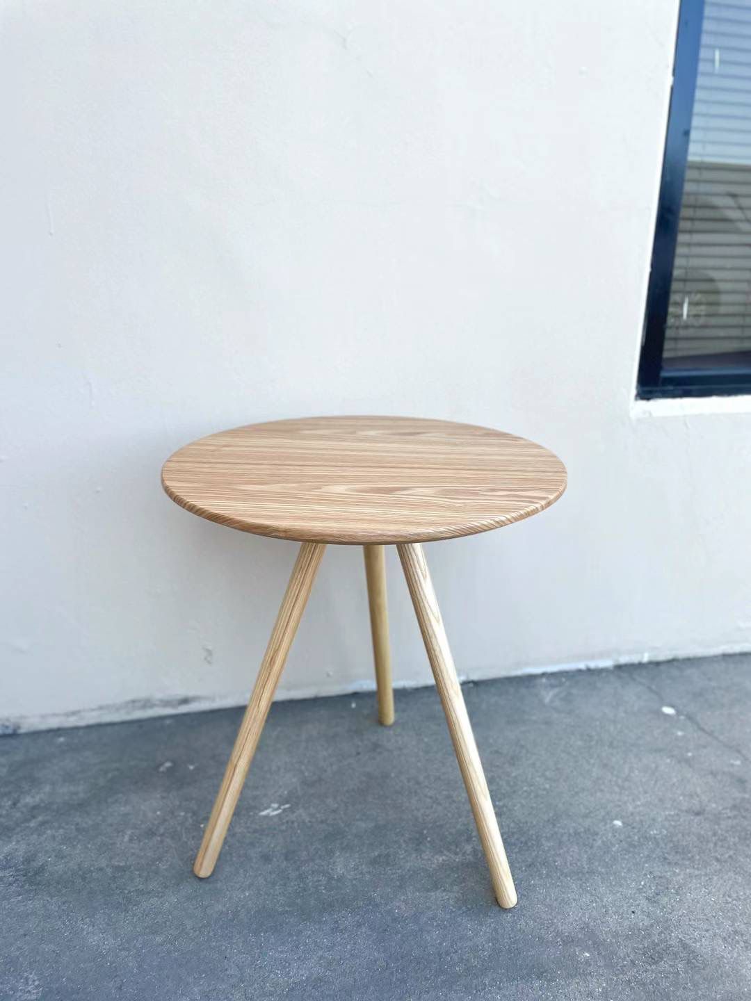 Storage Table Thickened Small Round Table Wooden Triangle Table Three Colors Coffee Shop Hotel Restaurant Negotiating Table Easy to Install