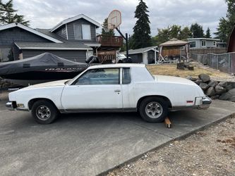 78 Olds Cutlass…Great body Needs Full Restoration Has Transmission And Motor
