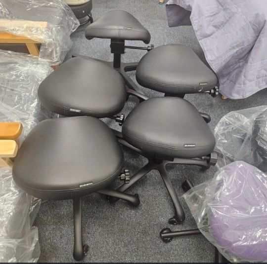 Premium ergonomically saddle stool designed for clinics, massage, spa, salon, and home use. DR.LOMILOMI Exclusive.