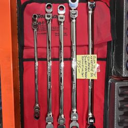 Snap On Five Piece Metric Ratcheting Set