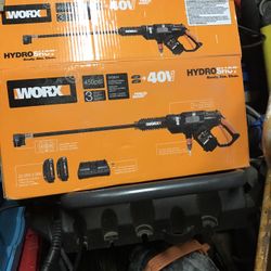 Pressure washer battery operated