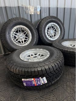 Brand New Chevy Wheels On 35” Tires