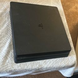 PS4 SLIM