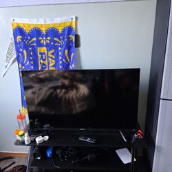 Element 43" Class 4k UHD Xumo TV