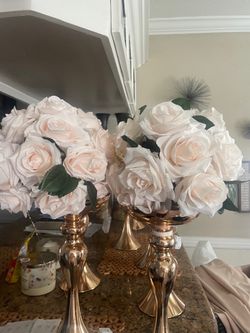 Quince Table Decorations