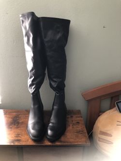 Zara , Excellent Condition Size 9