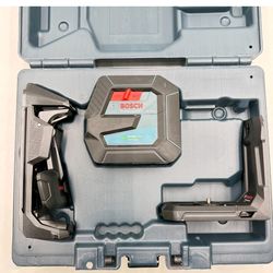 Bosch green lazer level no flaws works perfect see all pics