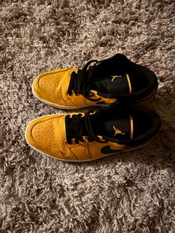 Nike black/yellow