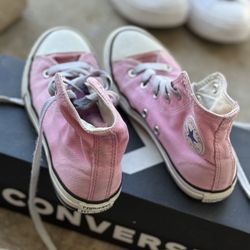 Pink High Top Kids Converse Size 1