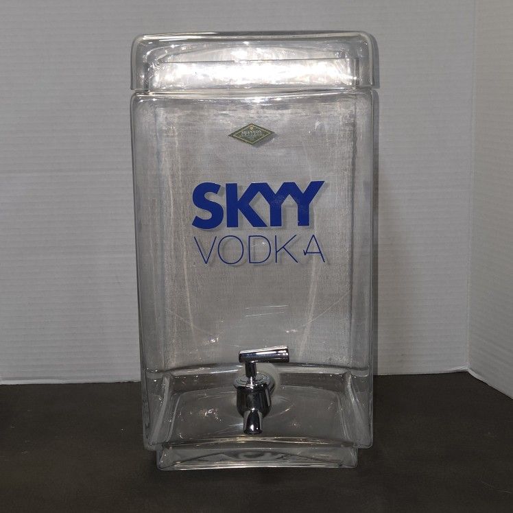 Sky Vodka Large Glass Drink Decanter With Spout