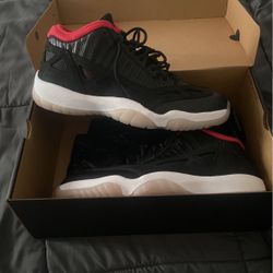 Air Jordan Retro 11 Low 