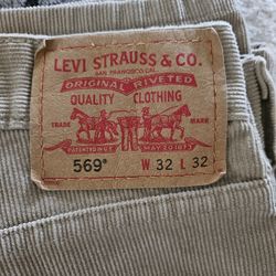 Levi's  33x32