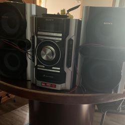 Stereo Set