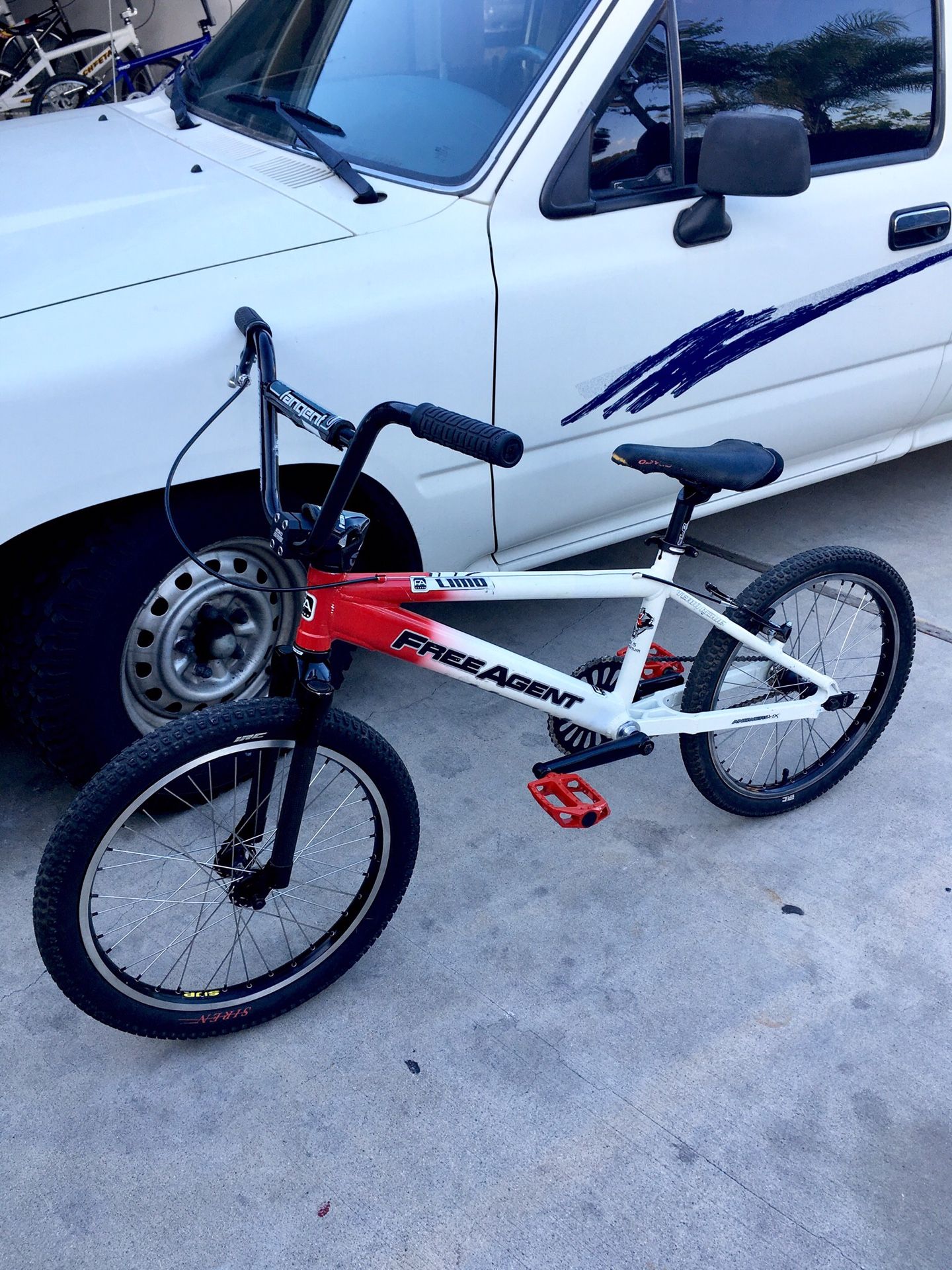 2002 FREE AGENT 20” LIMO TEAM ISSUE PRO BMX BIKE PROFILE CRANKS ANSWER FORKS KORE SEALED HUBS SUPERCROSS INTENSE CHASE GT SPEED SERIES CHEETA TNT