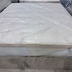 King Mattress SAATVA HD 