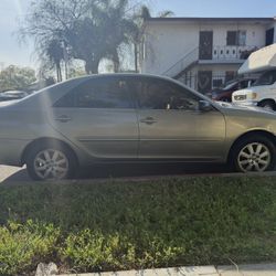 2004 Toyota Camry