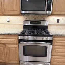 Samsung Fridge, Microwave, And Stove