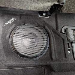 Skar Enclosure w/10" Subwoofer