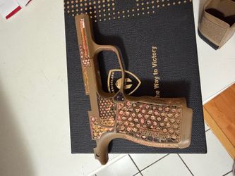 Grip Sigsauer ,cargador 12 round   , extensión para 17 dos cargadores de 12