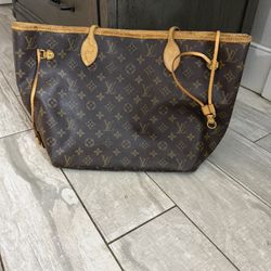 Louis Vuitton Neverfull Monogram Canvas GM