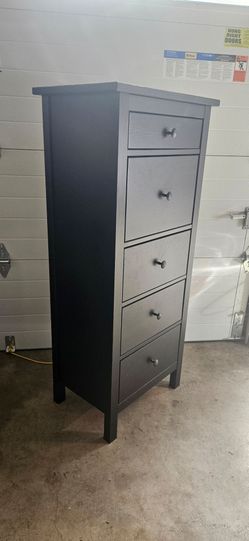 5 DRAWER. WOOD. IKEA. DRESSER