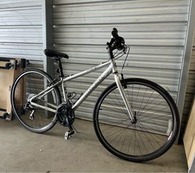Trek 7.2 Aluminum Hybrid Bicycle