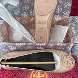 7.5 Tory Burch MINNIE TRAVEL BALLET WITH LEATHER LOGO GOAT LEATHER