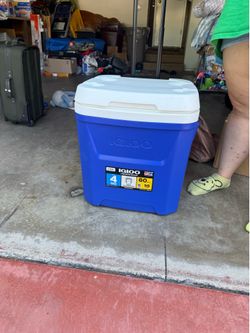 Igloo ice chest