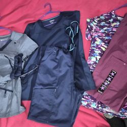 Scrubs Tops & Sets 