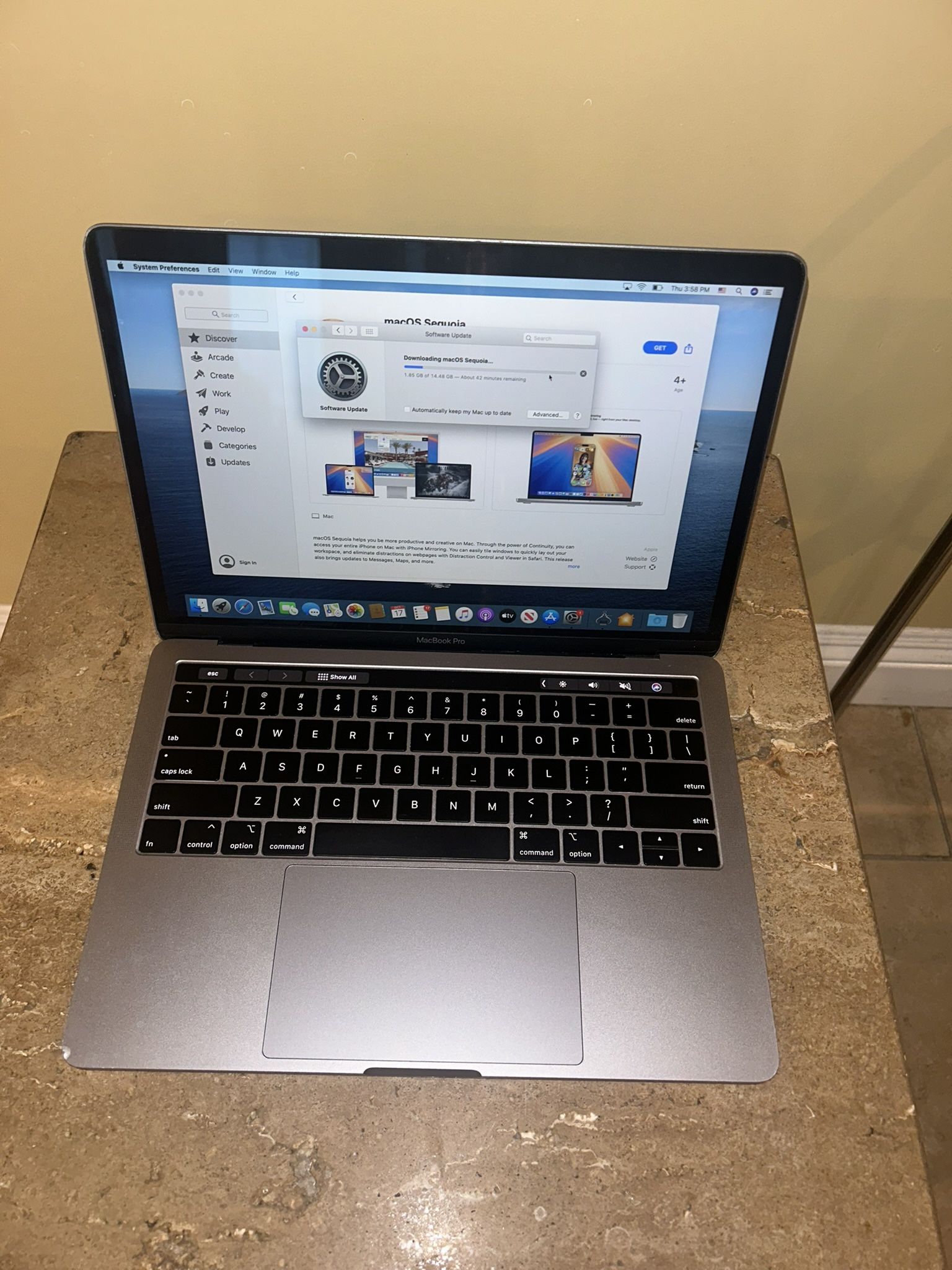 2019 MacBook Pro 13 Inch 1.4Ghz i5 8GB 128GB storage for Sale in