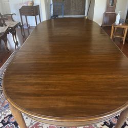 Dining Table/ Chairs 8 Person
