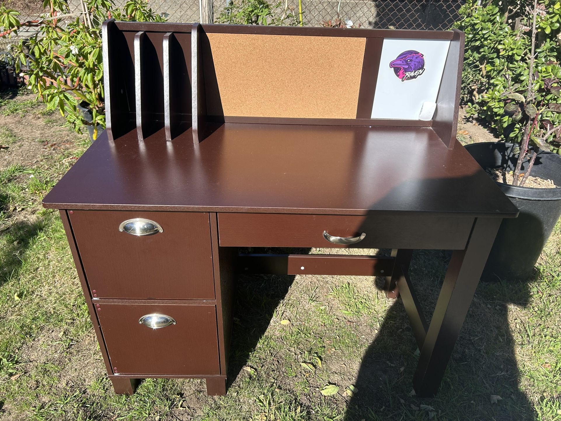 Free Desk Just Need Pickup