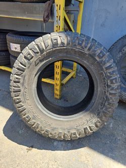 35x1250r18 nitto tire. 35 12.50. R18