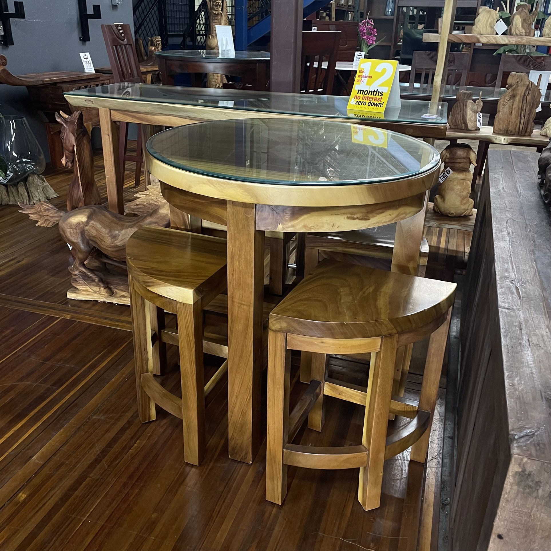 Monkey Pod Pie Table With 4 Chairs & Glass Top