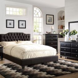 Black Bedroom Set! Chest , Dresser With Mirror And Nightstand 