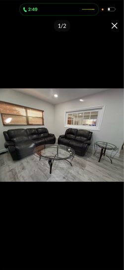 Juego de sofá eléctrico y reclinable y 2 mesas x 800$