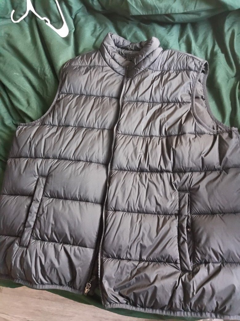 Swiss Tech Vest